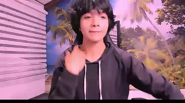 AllanYong18 online show from January 2025 06:35:01 AM