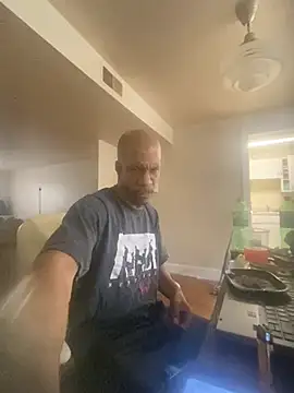 Snapshot of MrDaddyBbSnake chatting on January 2026 03:05:01 PM MrDaddyBbSnake online show from January 2026 03:05:01 PM