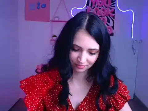 Amalia amor online show from November 2025 12:38:01 PM