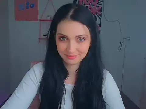 Amalia amor online show from April 2026 07:58:01 PM