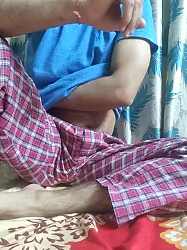 TOPMOON001 online show from April 2026 07:28:02 PM