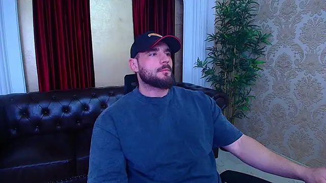 AdamJamesonn online show from November 2025 05:29:02 AM