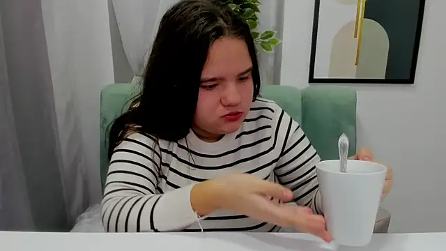 AdeleCruz online show from February 2025 04:20:02 PM