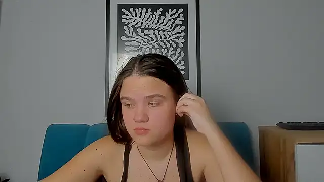 AdeleCruz online show from March 2026 01:15:01 PM