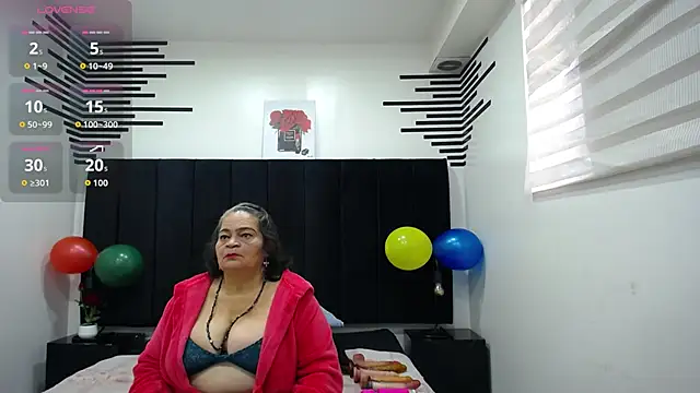 VickyBoobss online show from October 2025 12:59:01 PM
