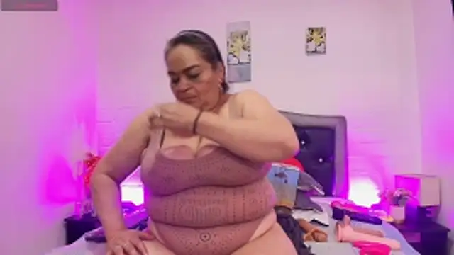 Snapshot of VickyBoobss chatting on June 2026 07:16:02 PM VickyBoobss online show from June 2026 07:16:02 PM
