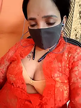 Lolitatamil online show from April 2026 07:21:02 PM