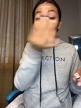 Aleska Miami online show from September 2025 02:11:02 PM