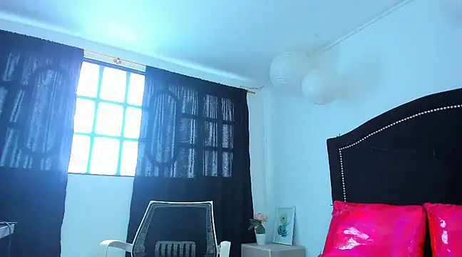 Cleo Hott online show from February 2025 06:38:01 PM