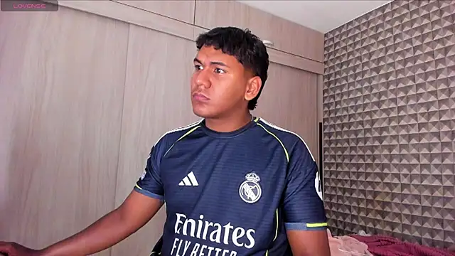 Matias Horny18 online show from April 2026 04:13:02 PM