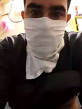 13lusty online show from January 2025 05:55:01 PM