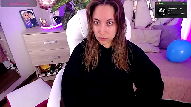 Snapshot of NyxAndria_1 chatting on October 2025 09:45:02 PM NyxAndria 1 online show from October 2025 09:45:02 PM