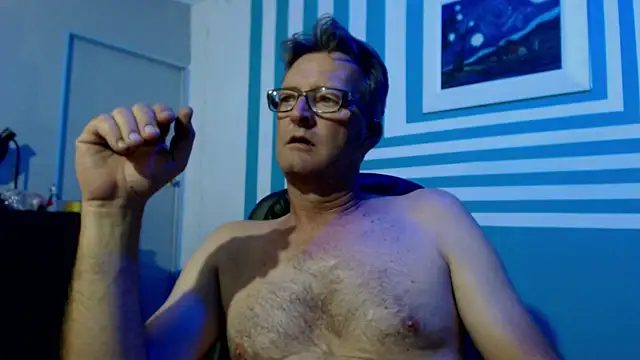 itsmeyes69 online show from February 2025 09:23:01 PM