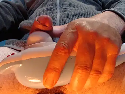 itsmeyes69 online show from September 2025 10:59:02 PM