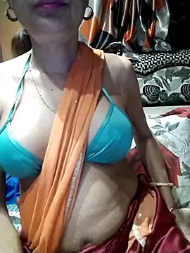 SANA-LEONI online show from February 2025 03:04:02 PM