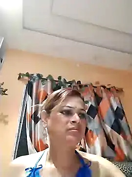Snapshot of SANA-LEONI chatting on June 2026 03:38:02 PM SANA-LEONI online show from June 2026 03:38:02 PM