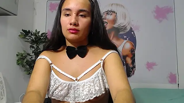 Snapshot of Maylin_horny19 chatting on April 2026 01:42:02 AM Maylin horny19 online show from April 2026 01:42:02 AM