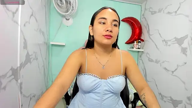 Snapshot of Maylin_horny19 chatting on June 2026 03:12:01 AM Maylin horny19 online show from June 2026 03:12:01 AM