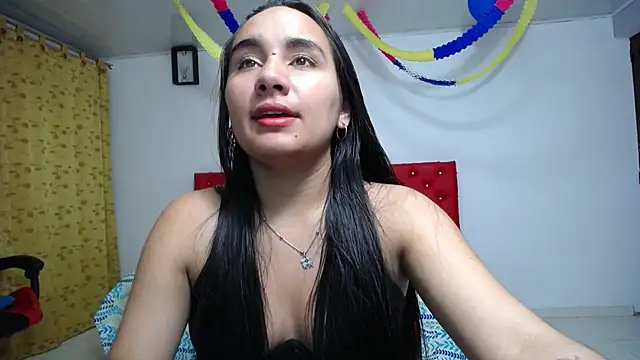 Snapshot of Maylin_horny19 chatting on June 2026 03:11:01 AM Maylin horny19 online show from June 2026 03:11:01 AM