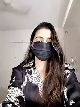 Snapshot of Priyanka998 chatting on February 2025 08:19:01 PM Priyanka998 online show from February 2025 08:19:01 PM