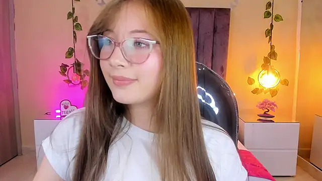 Dahlia Rousse online show from November 2025 10:53:02 PM