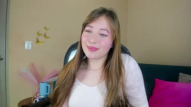 Dahlia Rousse online show from March 2026 07:03:01 AM