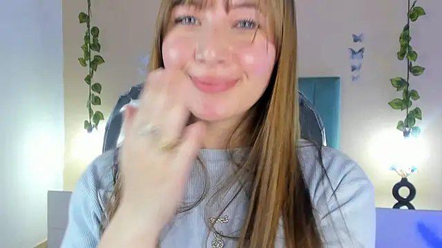 Dahlia Rousse online show from April 2026 11:02:01 PM