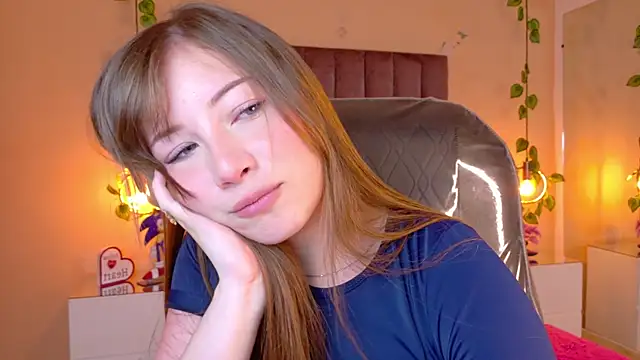 Dahlia Rousse online show from July 2026 05:34:01 AM