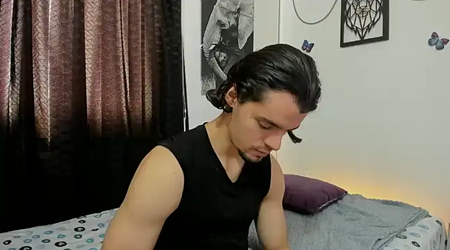 maxi styles online show from March 2025 06:18:01 PM