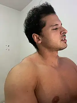 Lucasfit24 online show from February 2025 11:58:02 PM