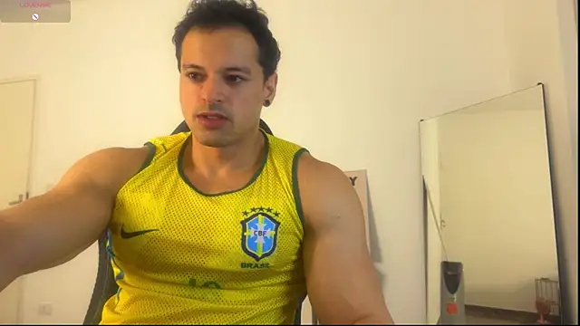Snapshot of Lucasfit24 chatting on June 2026 03:22:01 PM Lucasfit24 online show from June 2026 03:22:01 PM