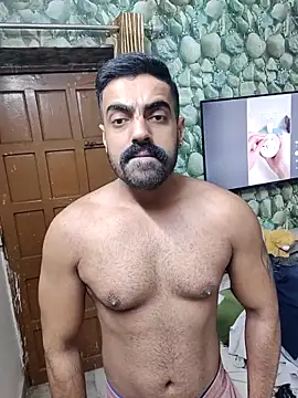 vaibhavchugh38 online show from March 2025 06:51:02 PM