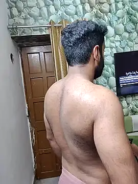 vaibhavchugh38 online show from March 2025 08:32:02 PM