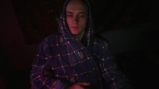 Snapshot of johnny_positive chatting on November 2025 05:07:02 AM johnny positive online show from November 2025 05:07:02 AM