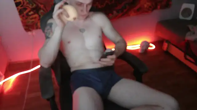 Snapshot of johnny_positive chatting on November 2025 03:55:01 PM johnny positive online show from November 2025 03:55:01 PM