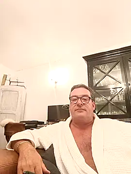 MountJohnXL online show from April 2026 11:46:01 PM