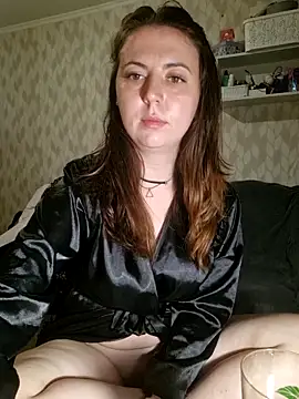 Snapshot of Melenka chatting on May 2026 10:06:02 PM Melenka online show from May 2026 10:06:02 PM