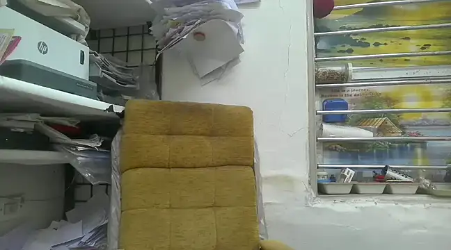 cute modell online show from February 2025 06:33:01 AM