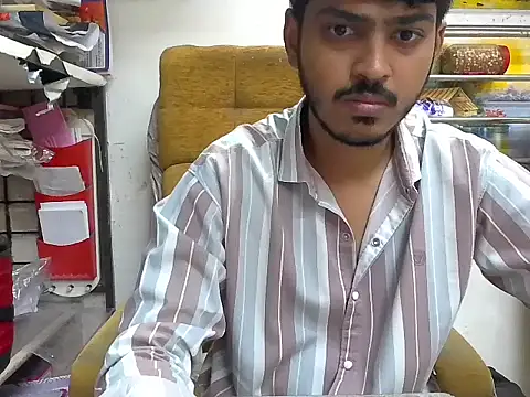 cute modell online show from September 2025 12:21:01 PM