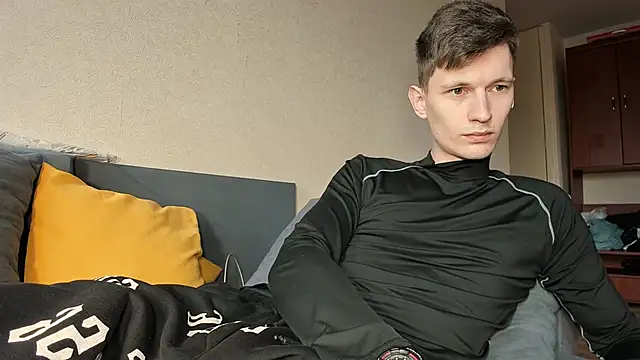 Snapshot of Kevin_Hornyyy chatting on June 2026 12:20:01 PM Kevin Hornyyy online show from June 2026 12:20:01 PM