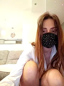 Akemi rossi online show from February 2026 03:49:02 PM