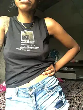 PretinhaOfc online show from January 2026 06:33:02 PM