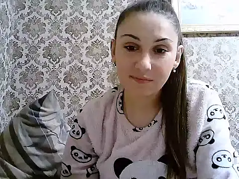 Yuliia30 online show from October 2025 02:41:01 PM
