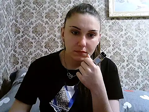 Snapshot of Yuliia30 chatting on May 2026 12:56:02 PM Yuliia30 online show from May 2026 12:56:02 PM
