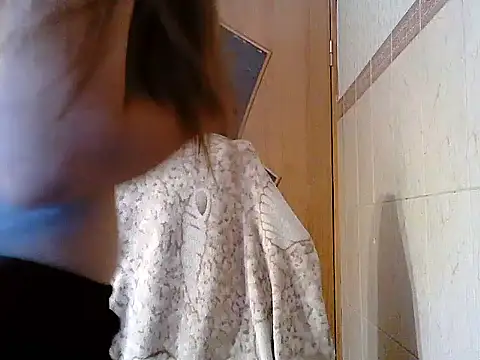 Yuliia30 online show from July 2026 11:01:02 AM