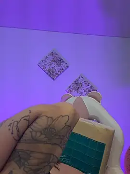 Anddyy   online show from February 2026 09:55:02 PM