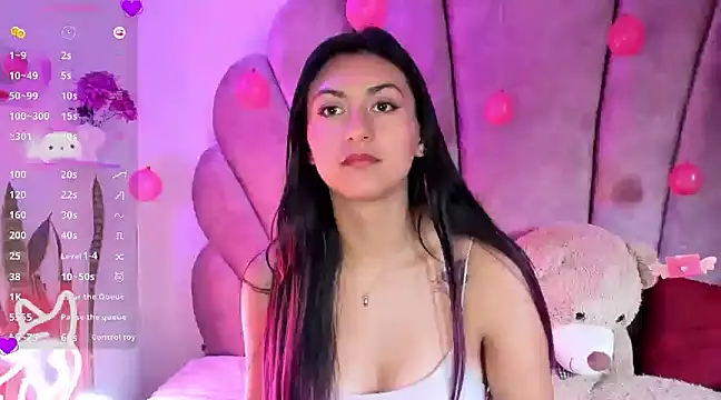 sweetfoxy 17 online show from February 2025 05:18:02 PM