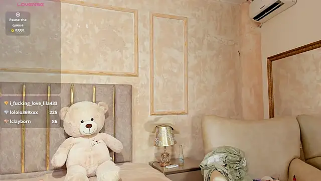 LilaBeily online show from February 2025 02:17:01 AM