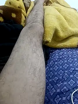 Snapshot of hmtrechaudd chatting on April 2026 11:09:02 PM hmtrechaudd online show from April 2026 11:09:02 PM