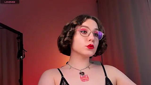 Eva Moss  online show from February 2025 11:57:01 PM